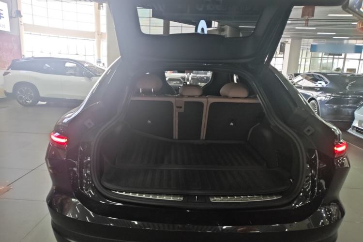 Used Nio EC6 2023 75 kWh Trunk
