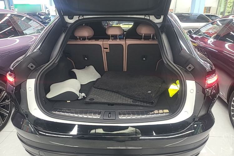 Used Nio EC6 2023 75 kWh Trunk