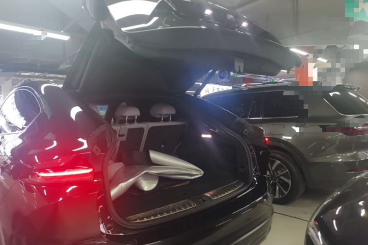 Used Nio EC6 2023 75 kWh Trunk