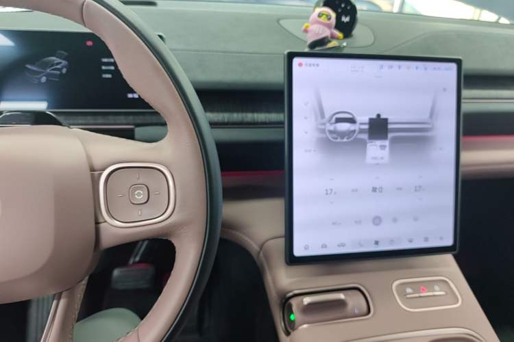 Used Nio EC6 2023 75 kWh Audio And AC Panel