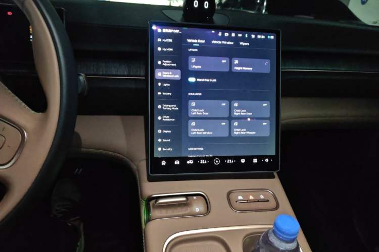 Used Nio EC6 2023 75 kWh Audio And AC Panel