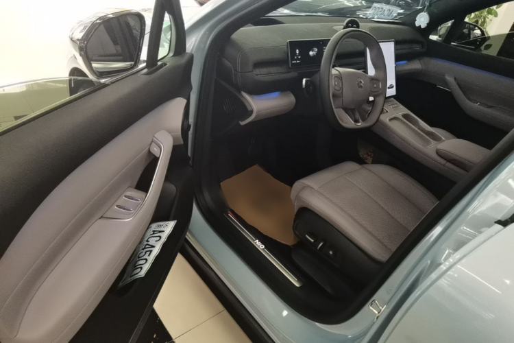 Used Nio EC6 2023 75 kWh Driver Seat
