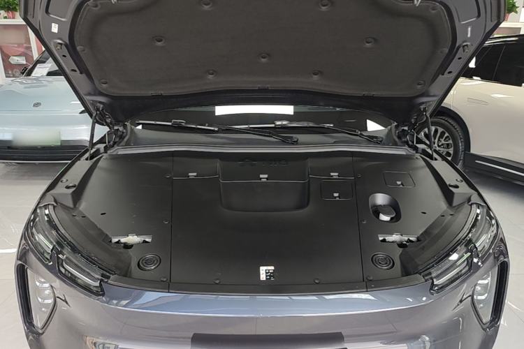 Used Nio EC6 2023 75 kWh Engine Bay