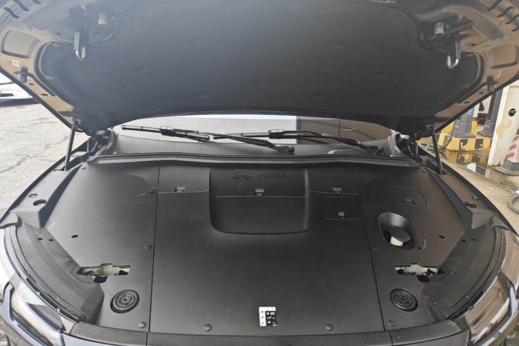 Used Nio EC6 2023 75 kWh Engine Bay
