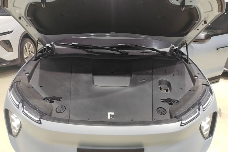 Used Nio EC6 2023 75 kWh Engine Bay