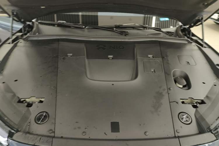 Used Nio EC6 2023 75 kWh Engine Bay