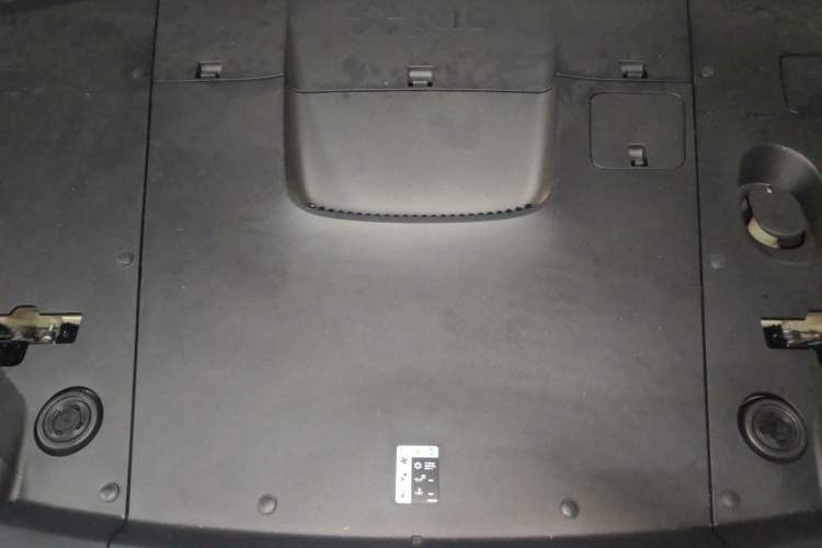 Used Nio EC6 2023 75 kWh Engine Bay
