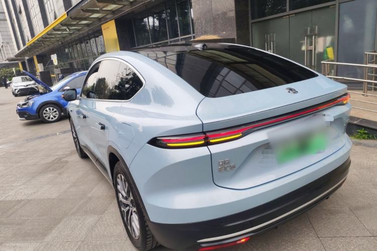 Used Nio EC6 2023 75 kWh Exterior 2