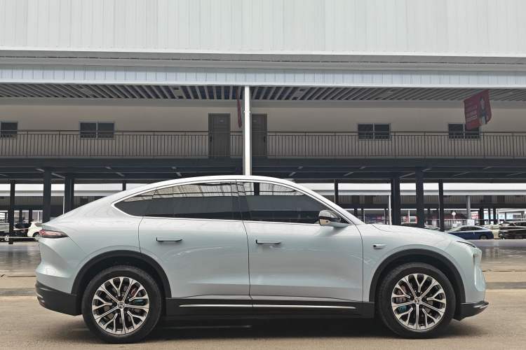 Used Nio EC6 2023 75 kWh Exterior 6