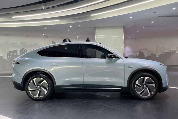 Used Nio EC6 2023 75 kWh Exterior 9