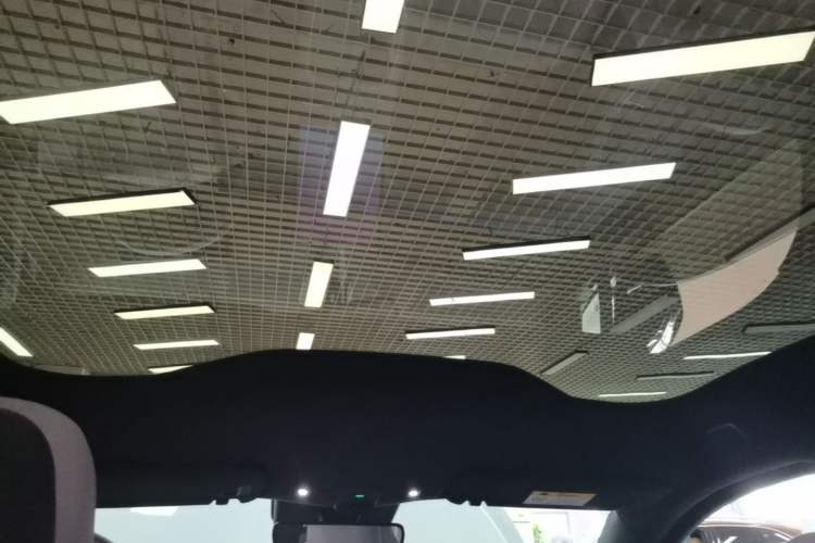 Used Nio EC6 2023 75 kWh Headliner