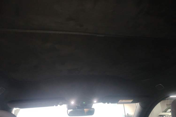 Used Nio EC6 2023 75 kWh Headliner