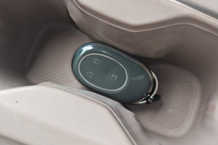 Used Nio EC6 2023 75 kWh Interior 1