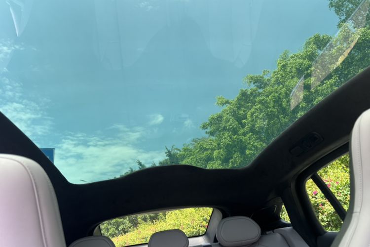 Used Nio EC6 2023 75 kWh Interior 10