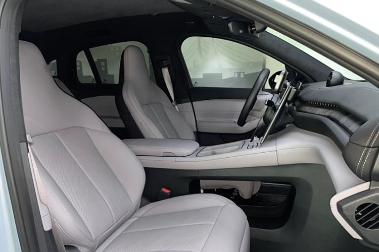Used Nio EC6 2023 75 kWh Interior 2