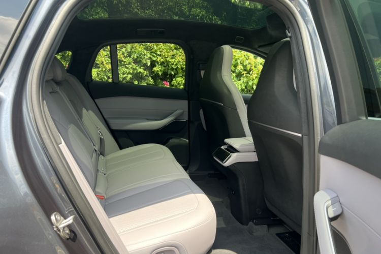 Used Nio EC6 2023 75 kWh Interior 3