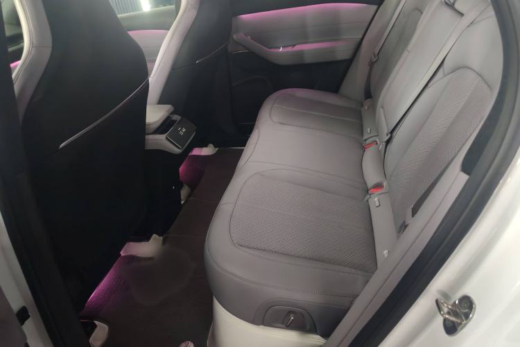 Used Nio EC6 2023 75 kWh Interior 5