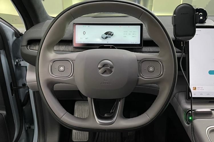 Used Nio EC6 2023 75 kWh Interior 5