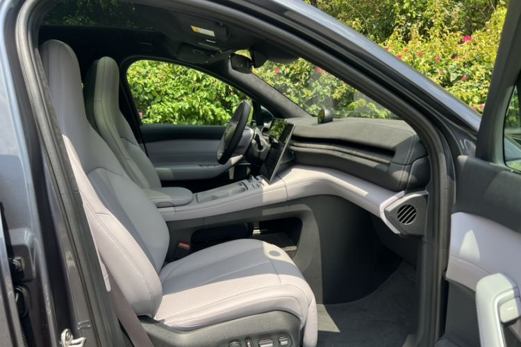 Used Nio EC6 2023 75 kWh Interior 5