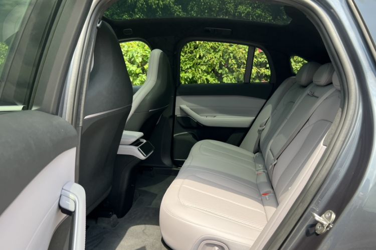 Used Nio EC6 2023 75 kWh Interior 7