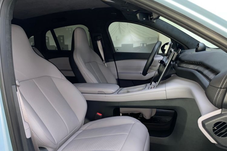 Used Nio EC6 2023 75 kWh Interior 9
