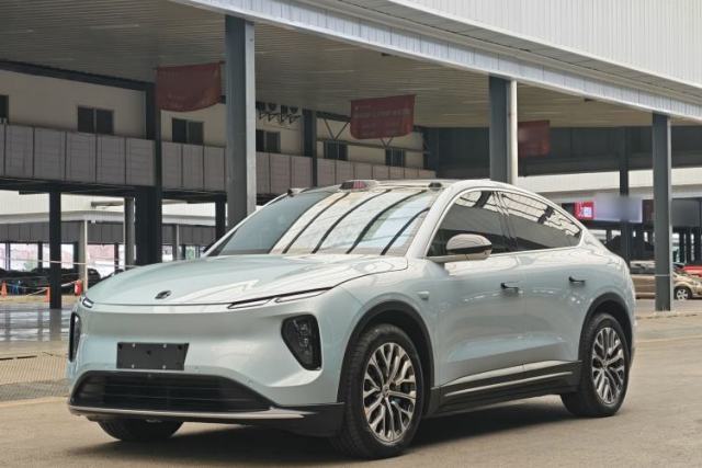 Used Nio EC6 2023 75 kWh