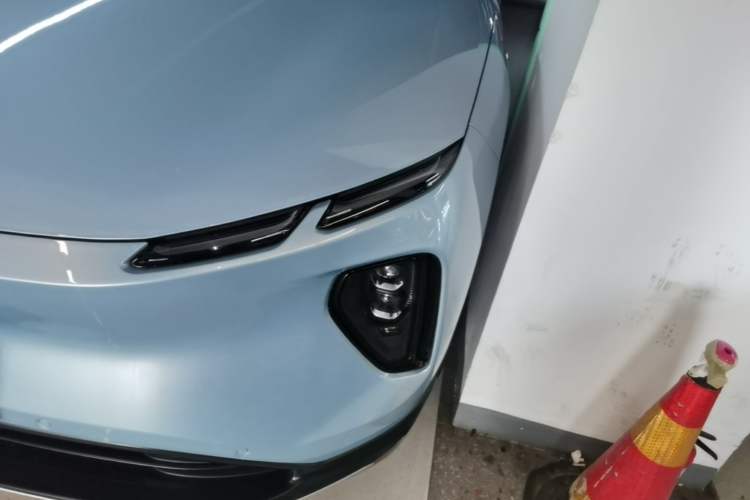 Used Nio EC6 2023 75 kWh Left Front Headlight