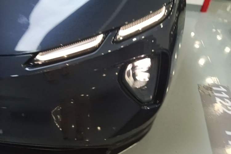 Used Nio EC6 2023 75 kWh Left Front Headlight