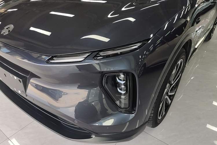Used Nio EC6 2023 75 kWh Left Front Headlight