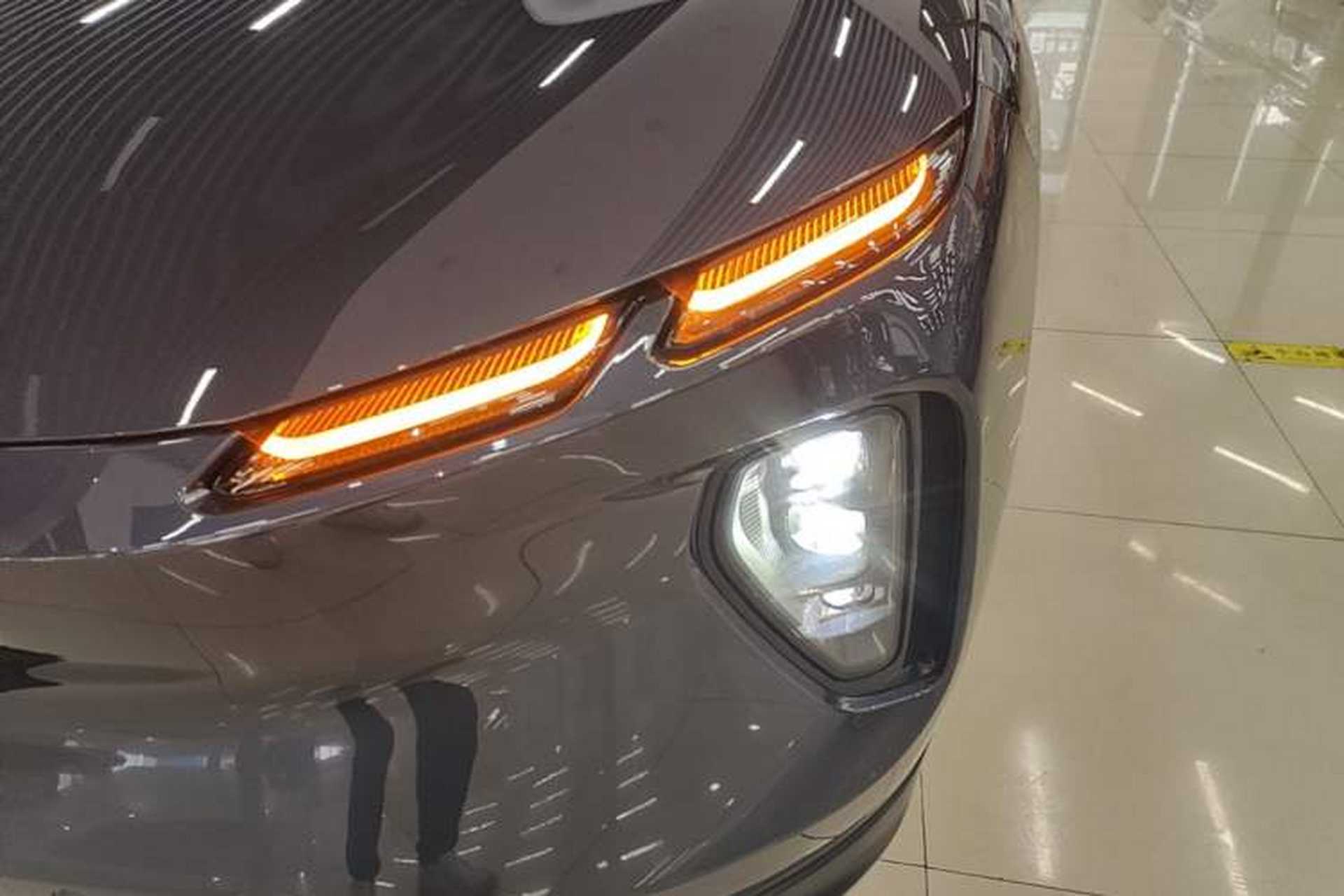 Used Nio EC6 2023 75 kWh Left Front Headlight