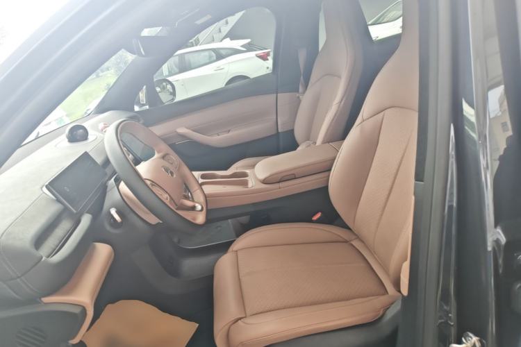 Used Nio EC6 2023 75 kWh Left Front Seat