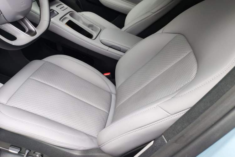Used Nio EC6 2023 75 kWh Left Front Seat