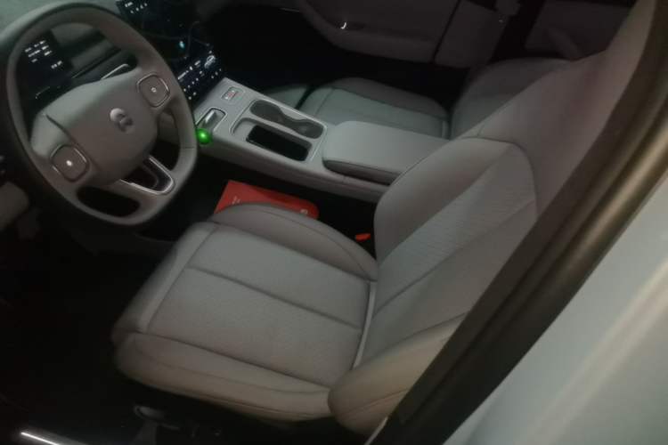 Used Nio EC6 2023 75 kWh Left Front Seat
