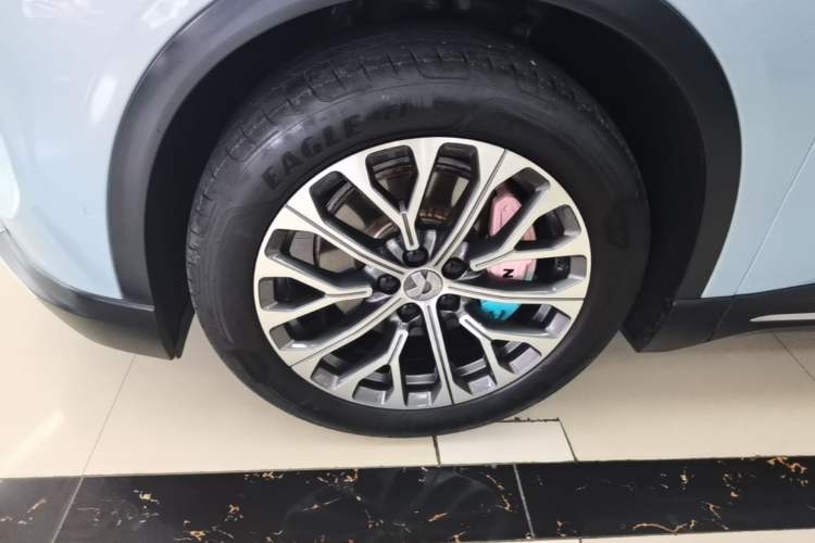 Used Nio EC6 2023 75 kWh Left Front Wheel Hub