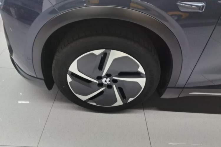 Used Nio EC6 2023 75 kWh Left Front Wheel Hub