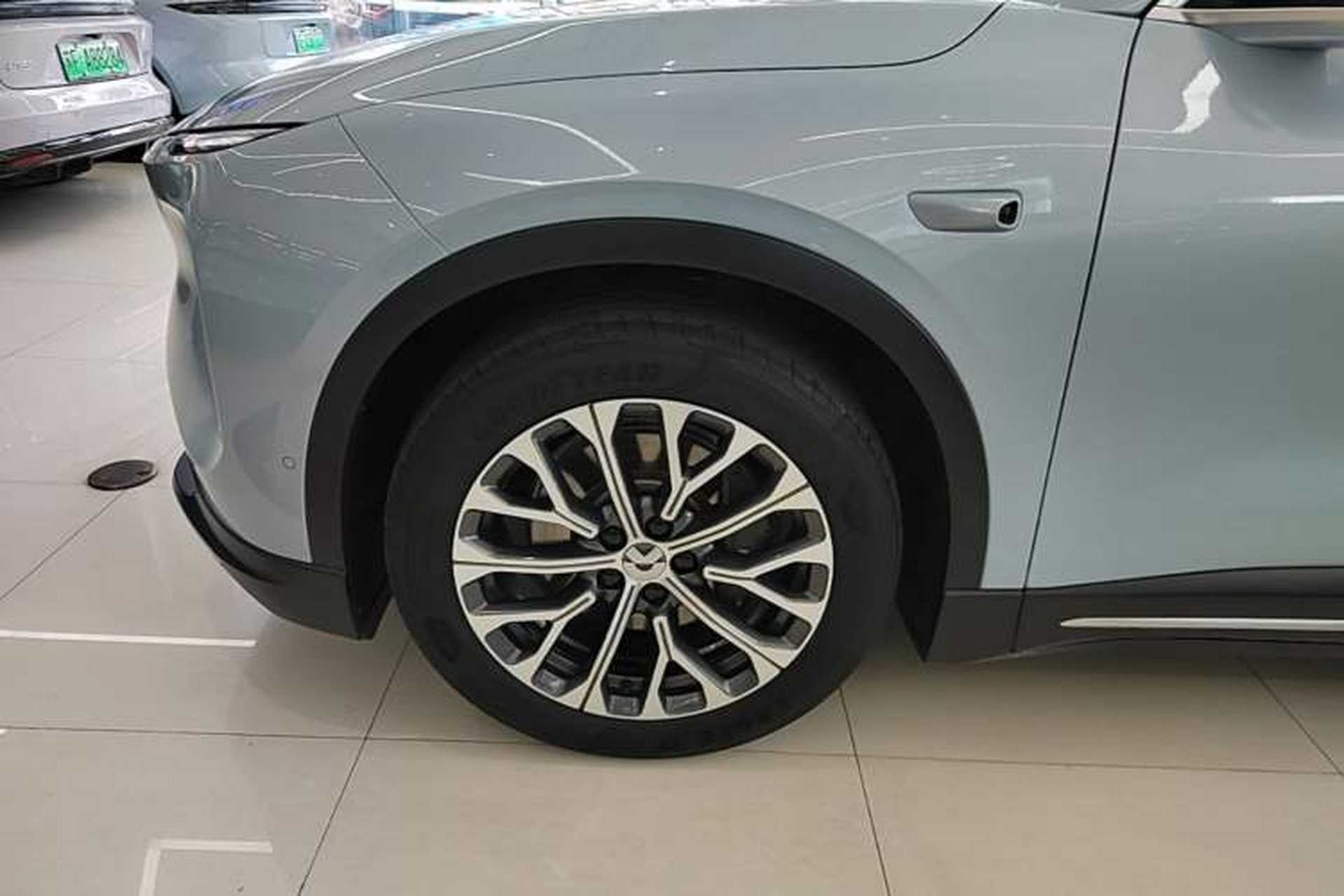 Used Nio EC6 2023 75 kWh Left Front Wheel Hub