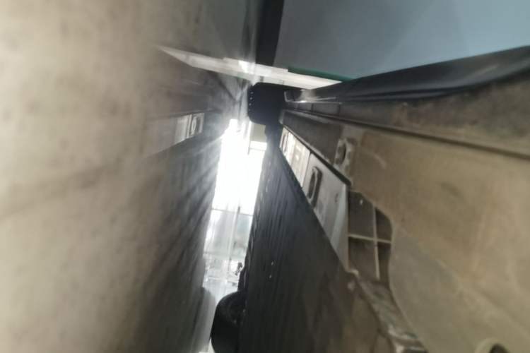 Used Nio EC6 2023 75 kWh Left Side Sill