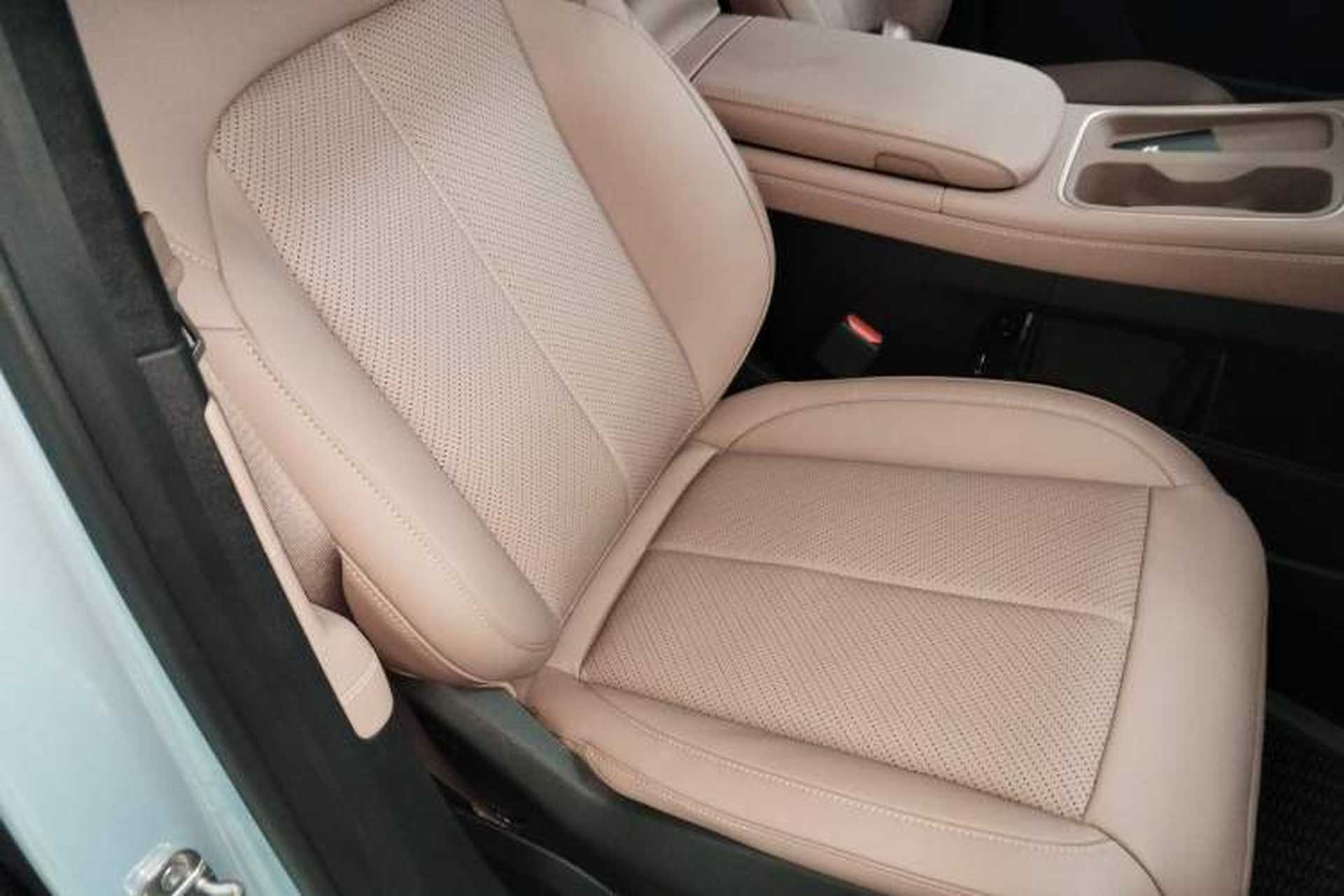 Used Nio EC6 2023 75 kWh Right Front Seat