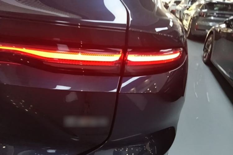 Used Nio EC6 2023 75 kWh Right Rear Taillight