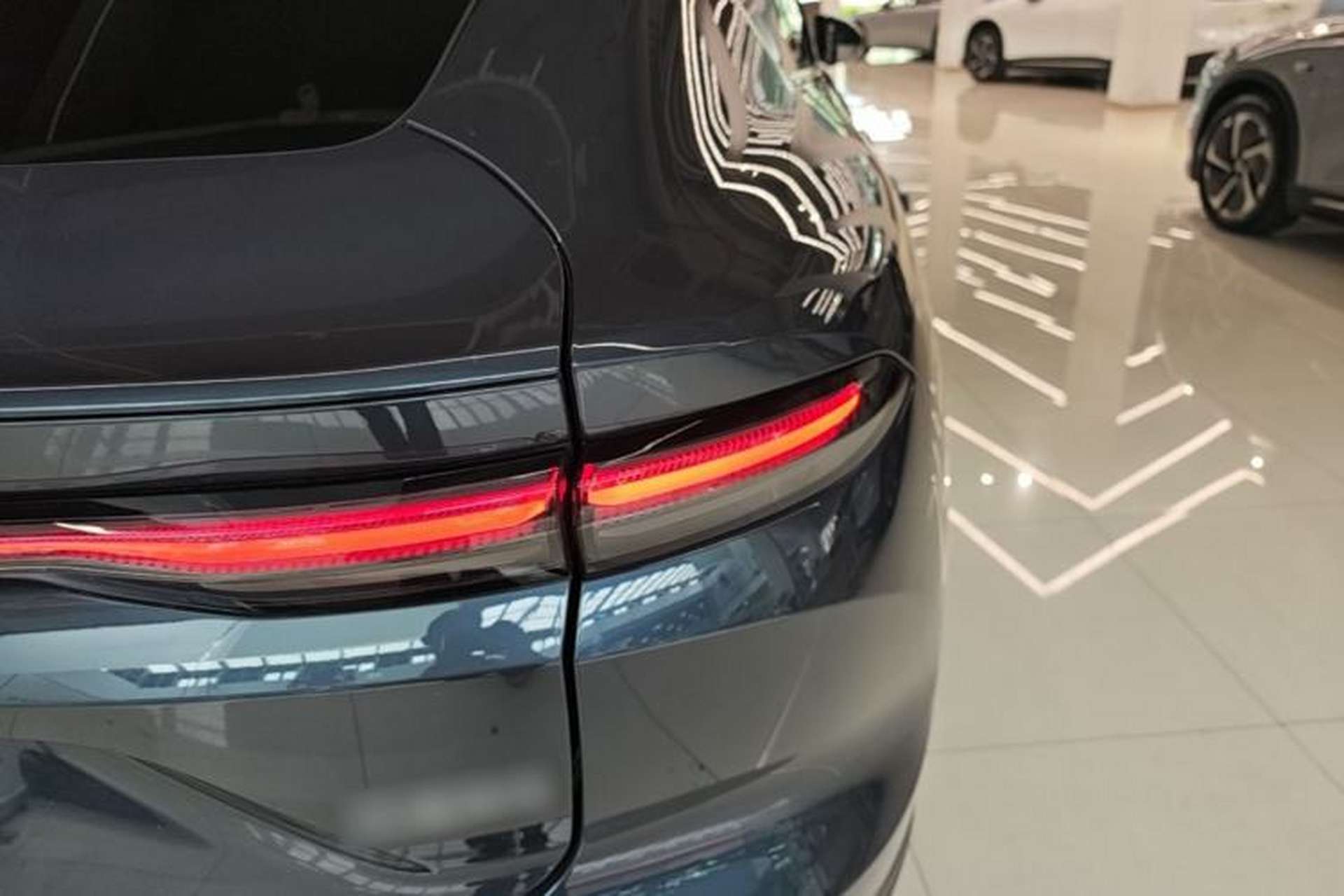 Used Nio EC6 2023 75 kWh Right Rear Taillight