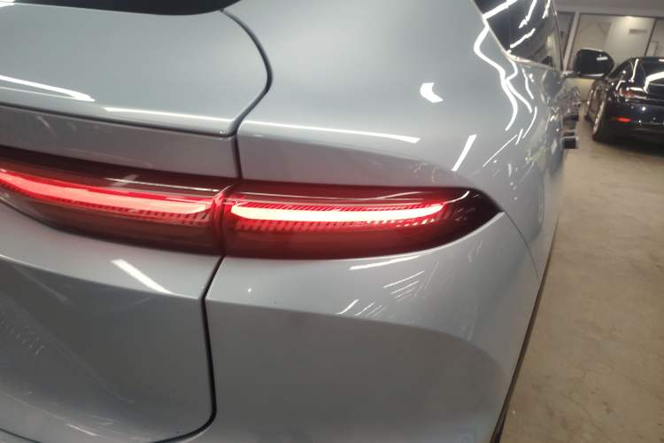 Used Nio EC6 2023 75 kWh Right Rear Taillight
