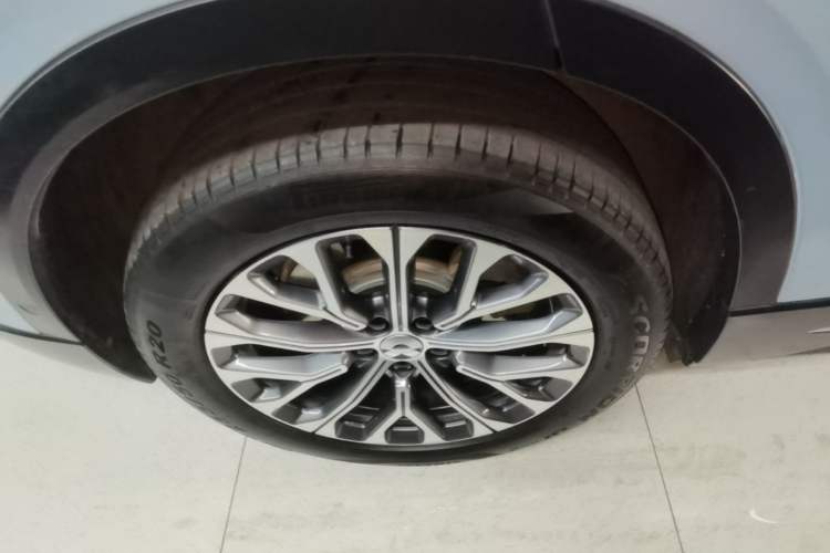 Used Nio EC6 2023 75 kWh Right Rear Wheel Hub