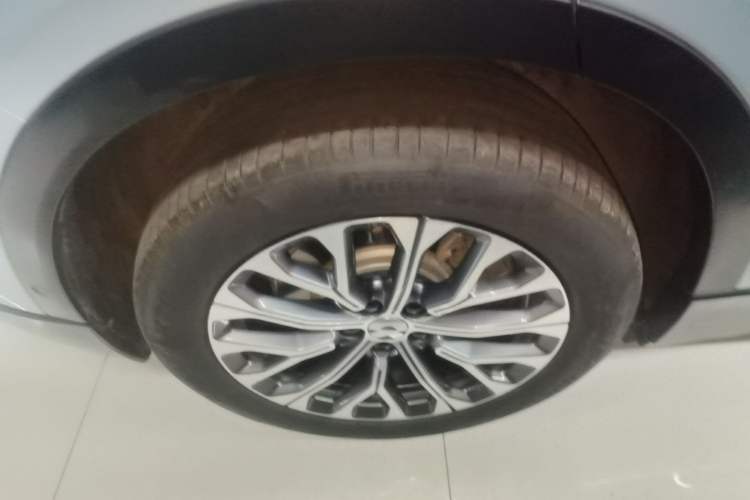 Used Nio EC6 2023 75 kWh Right Rear Wheel Hub