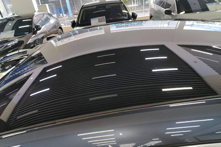 Used Nio EC6 2023 75 kWh Roof