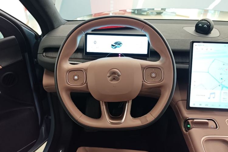 Used Nio EC6 2023 75 kWh Steering Wheel