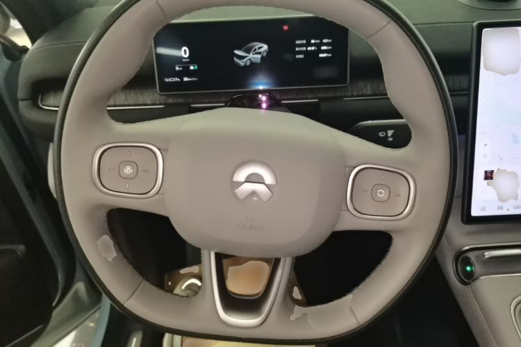 Used Nio EC6 2023 75 kWh Steering Wheel