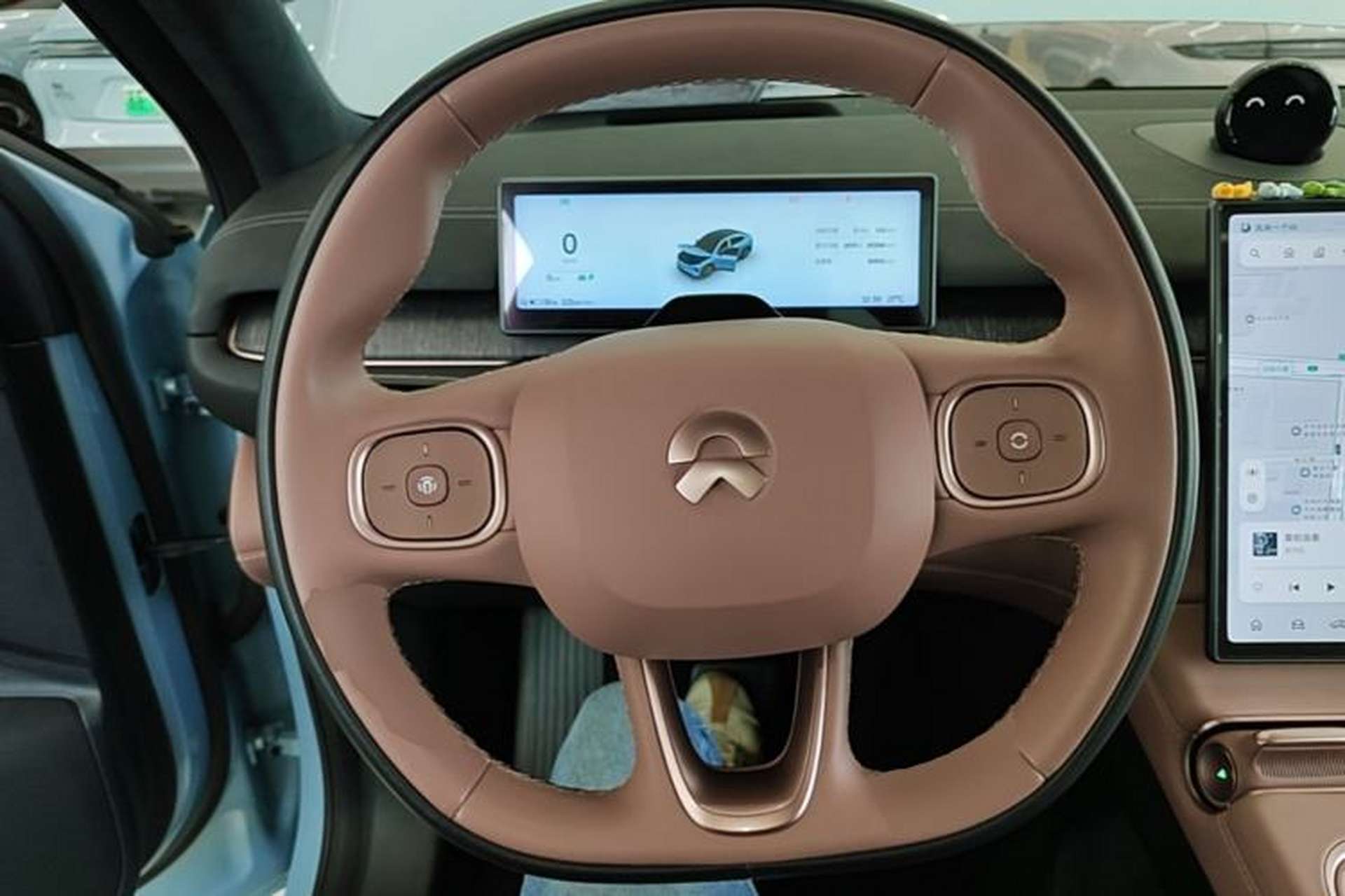 Used Nio EC6 2023 75 kWh Steering Wheel