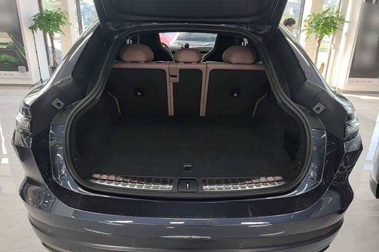 Used Nio EC6 2023 75 kWh Trunk