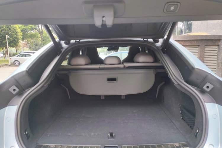 Used Nio EC6 2023 75 kWh Trunk