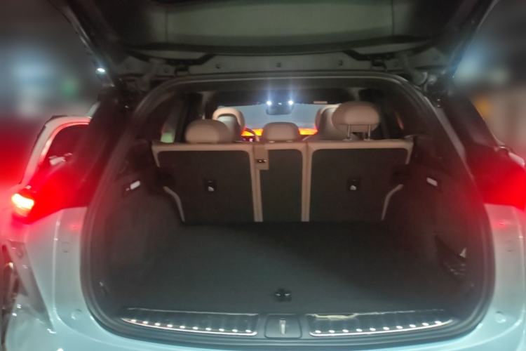 Used Nio EC6 2023 75 kWh Trunk